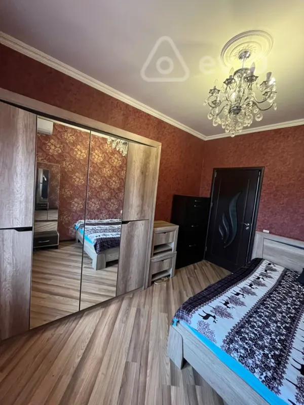 Kirayə verilir 2 otaqlı yeni tikili 45 m²