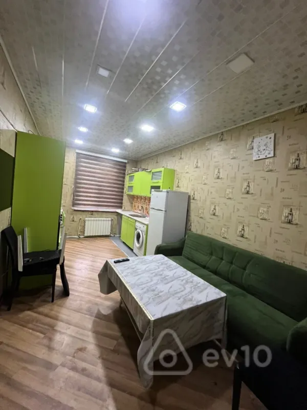 Kirayə verilir 2 otaqlı yeni tikili 45 m²