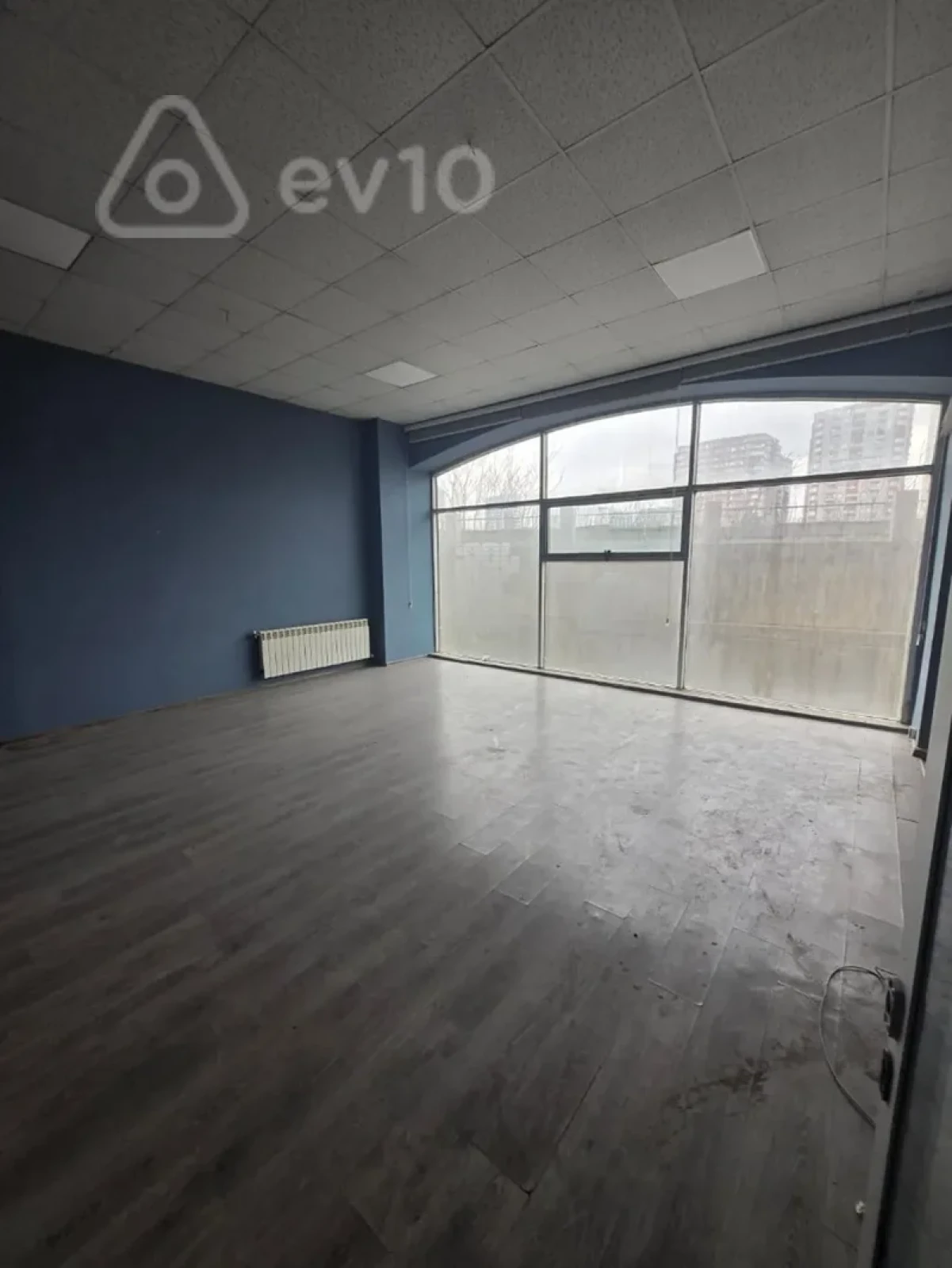 Satılır mənzil 110 m²