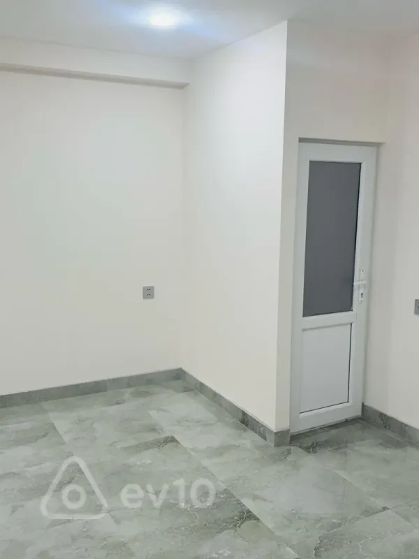 Kirayə verilir mənzil 60 m²