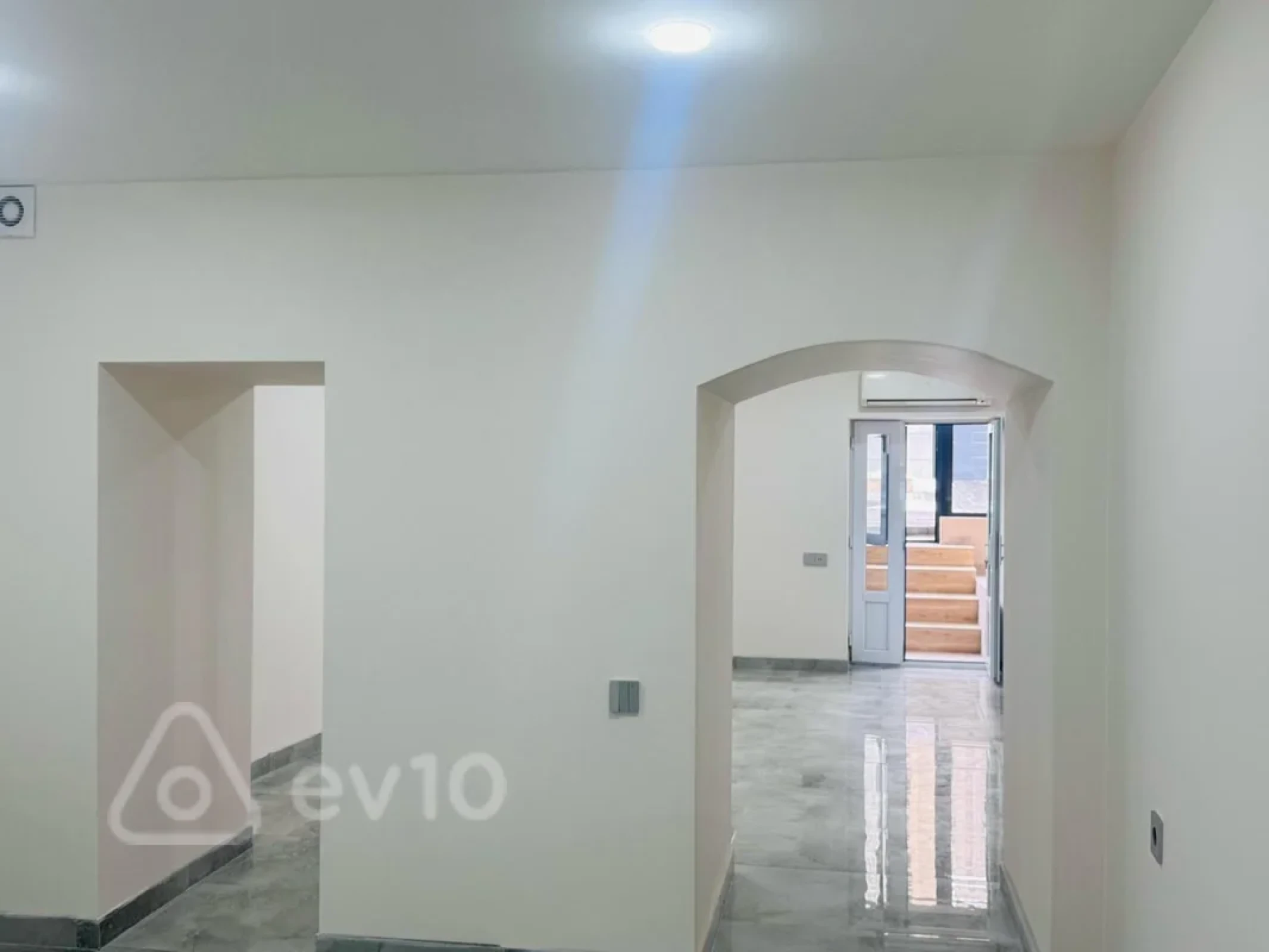 Kirayə verilir mənzil 60 m²