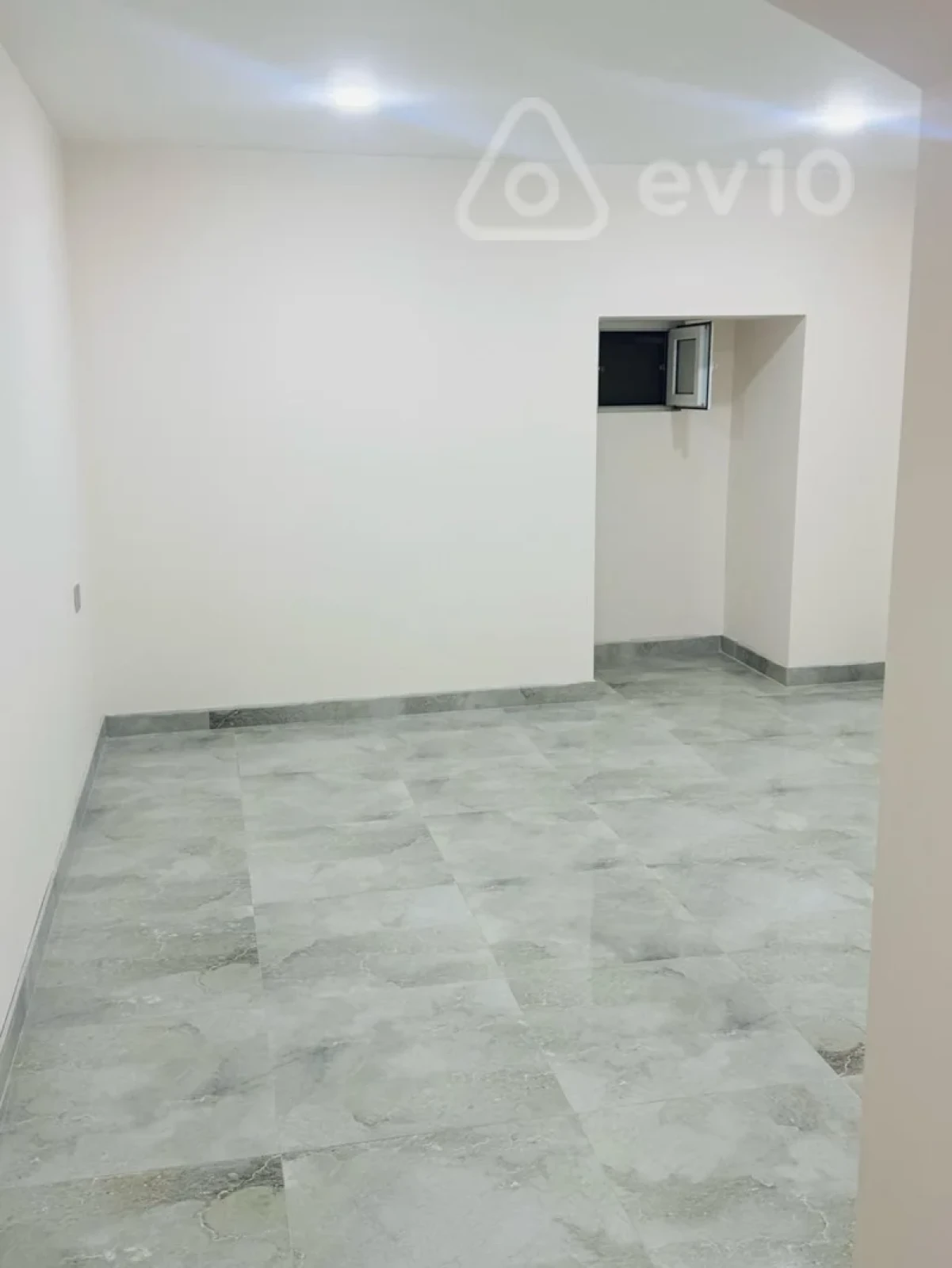 Kirayə verilir mənzil 60 m²