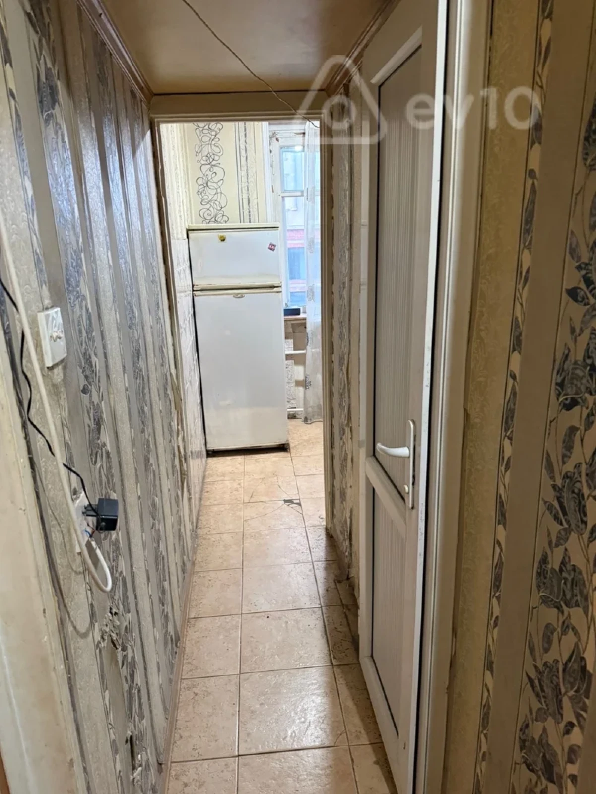 Kirayə verilir 3 otaqlı köhnə tikili 100 m²