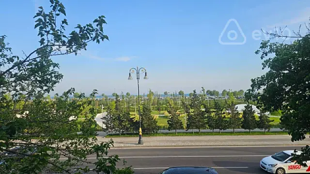 Kirayə verilir 2 otaqlı köhnə tikili 60 m²