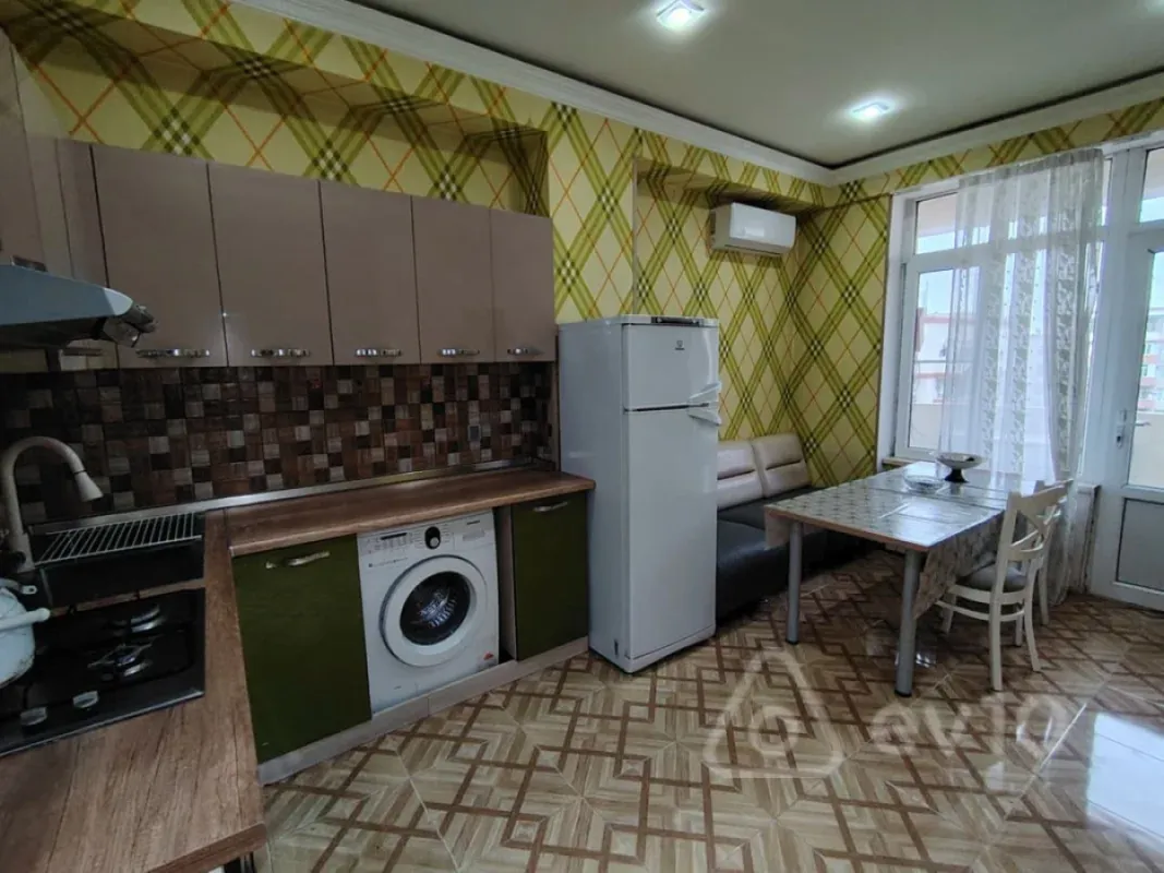 Kirayə verilir 2 otaqlı yeni tikili 70 m²