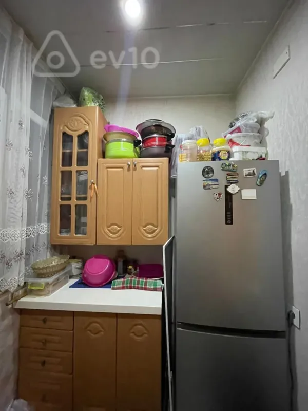 Kirayə verilir 2 otaqlı köhnə tikili 56 m²