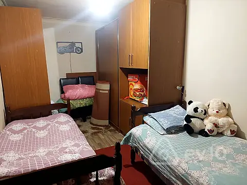 Kirayə verilir 2 otaqlı köhnə tikili 40 m²