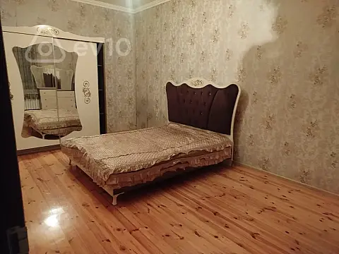 Kirayə verilir 2 otaqlı yeni tikili 76 m²