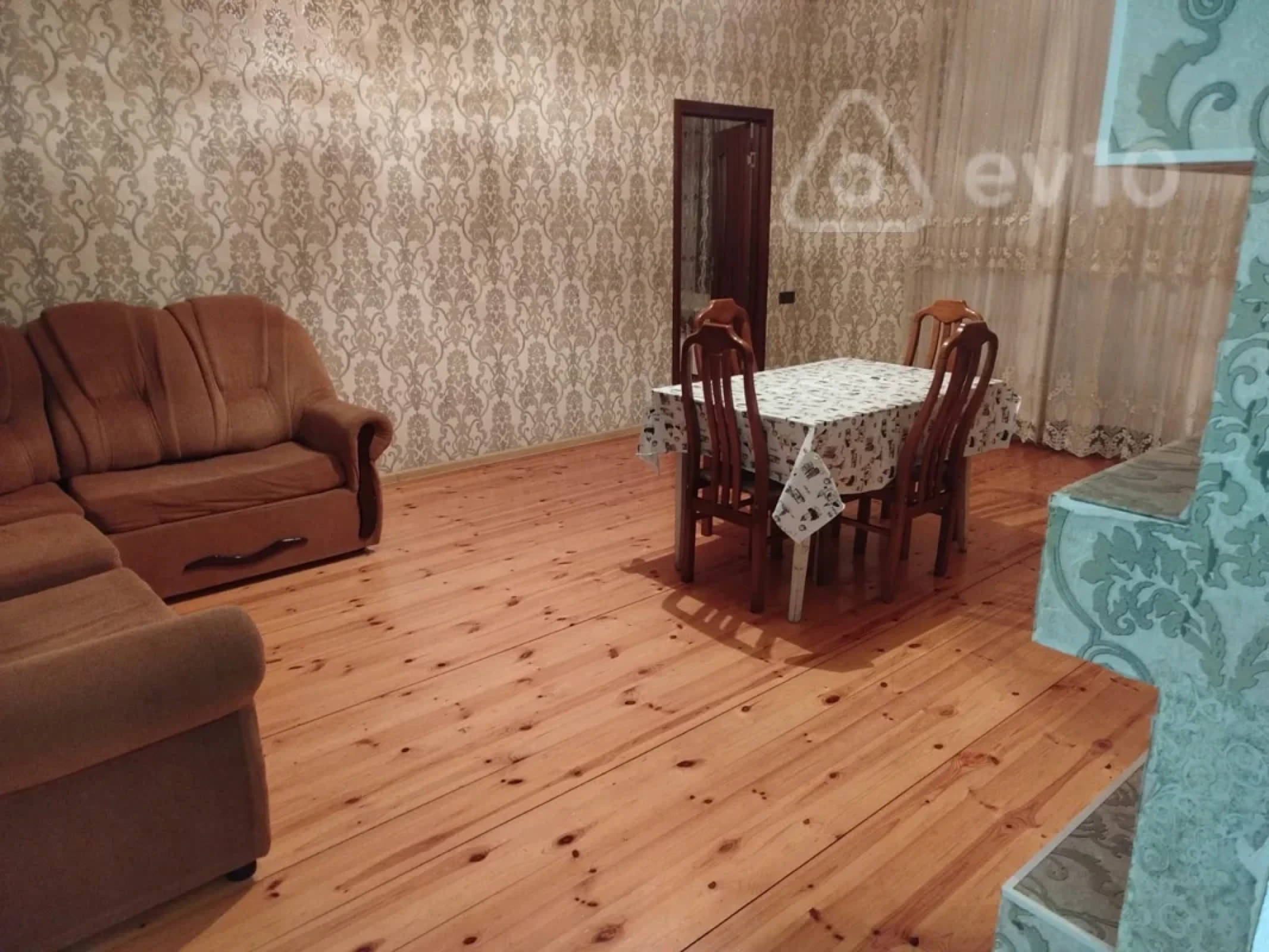 Kirayə verilir 2 otaqlı yeni tikili 76 m²