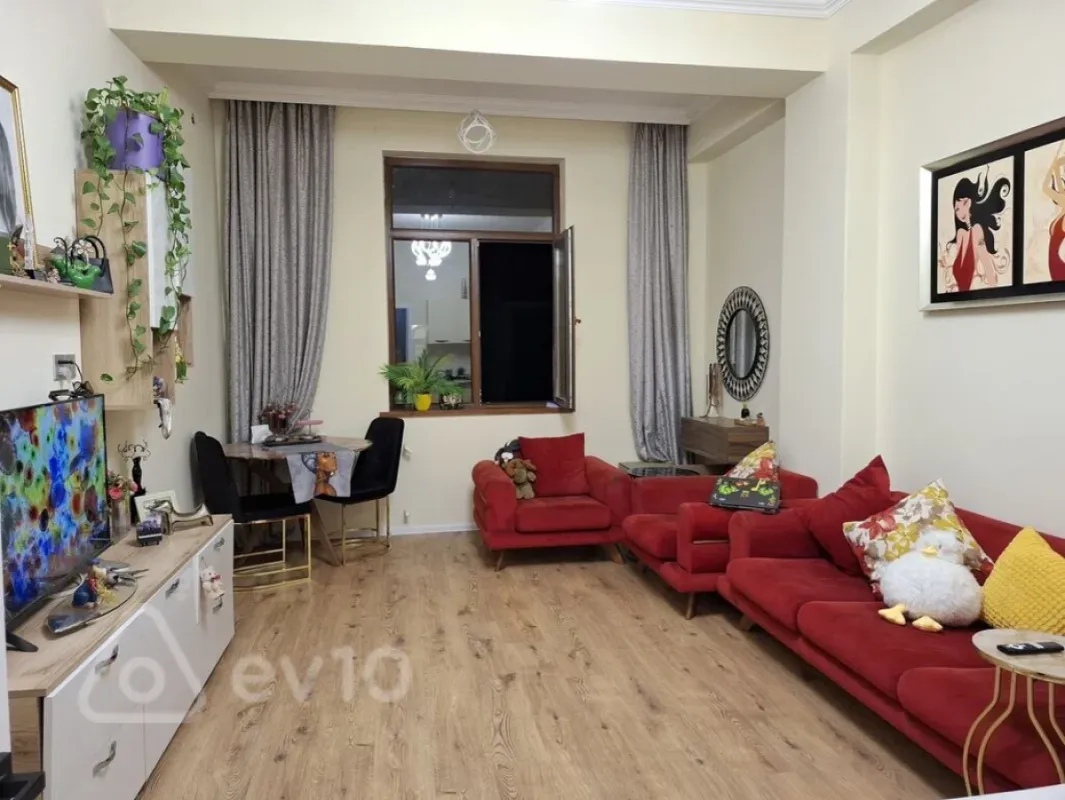 Satılır 2 otaqlı yeni tikili 53 m²