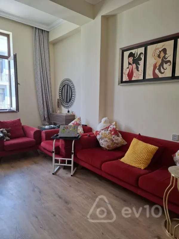 Satılır 2 otaqlı yeni tikili 53 m²