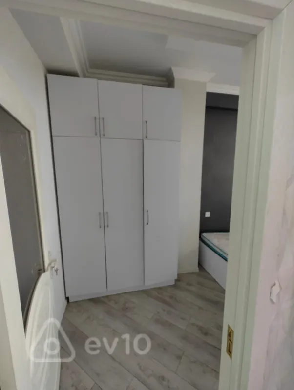 Kirayə verilir 2 otaqlı yeni tikili 50 m²