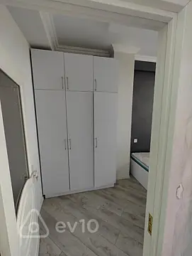 Kirayə verilir 2 otaqlı yeni tikili 50 m²