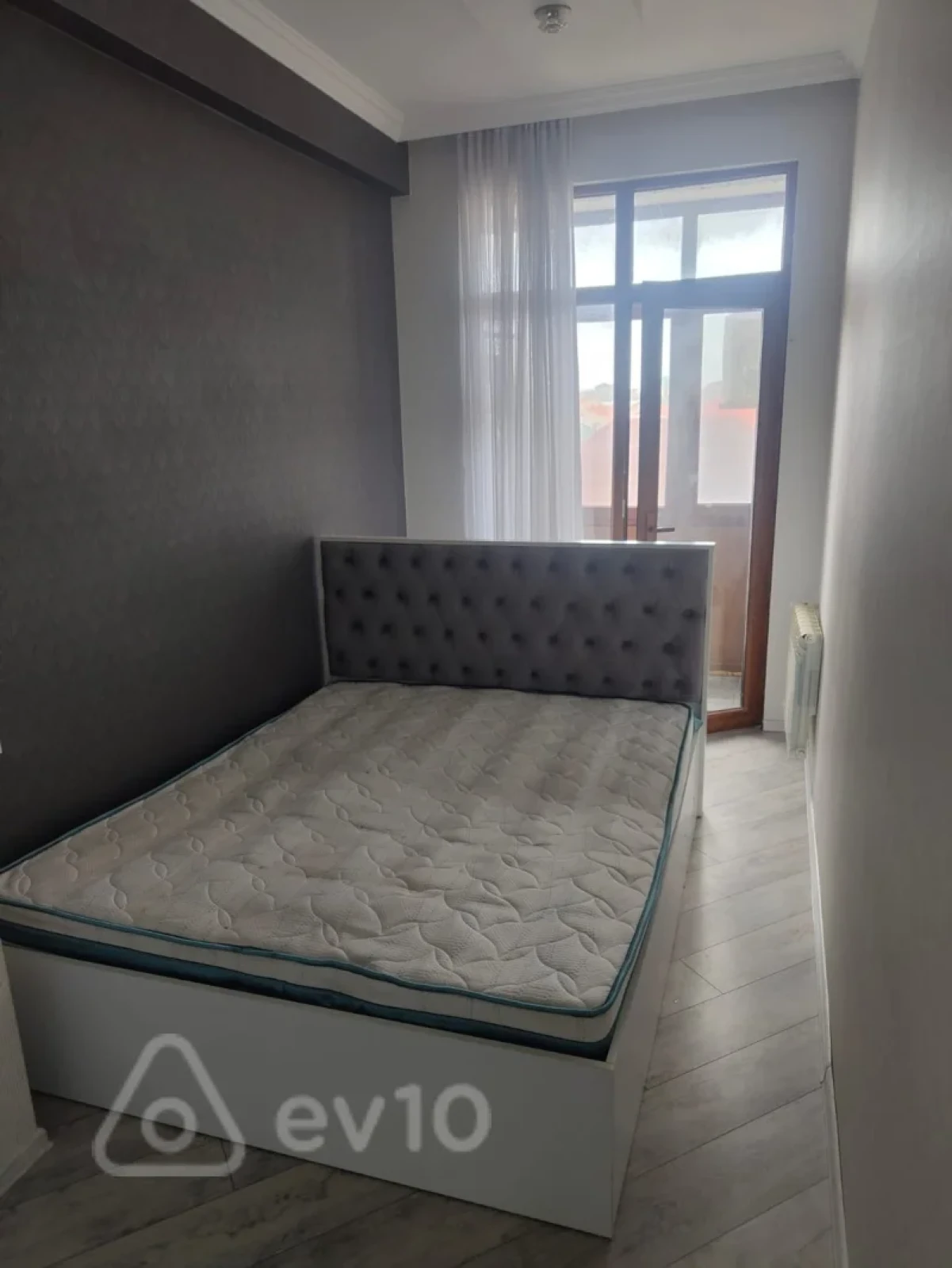 Kirayə verilir 2 otaqlı yeni tikili 50 m²