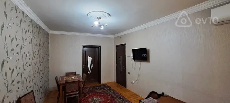 Kirayə verilir 3 otaqlı köhnə tikili 85 m²