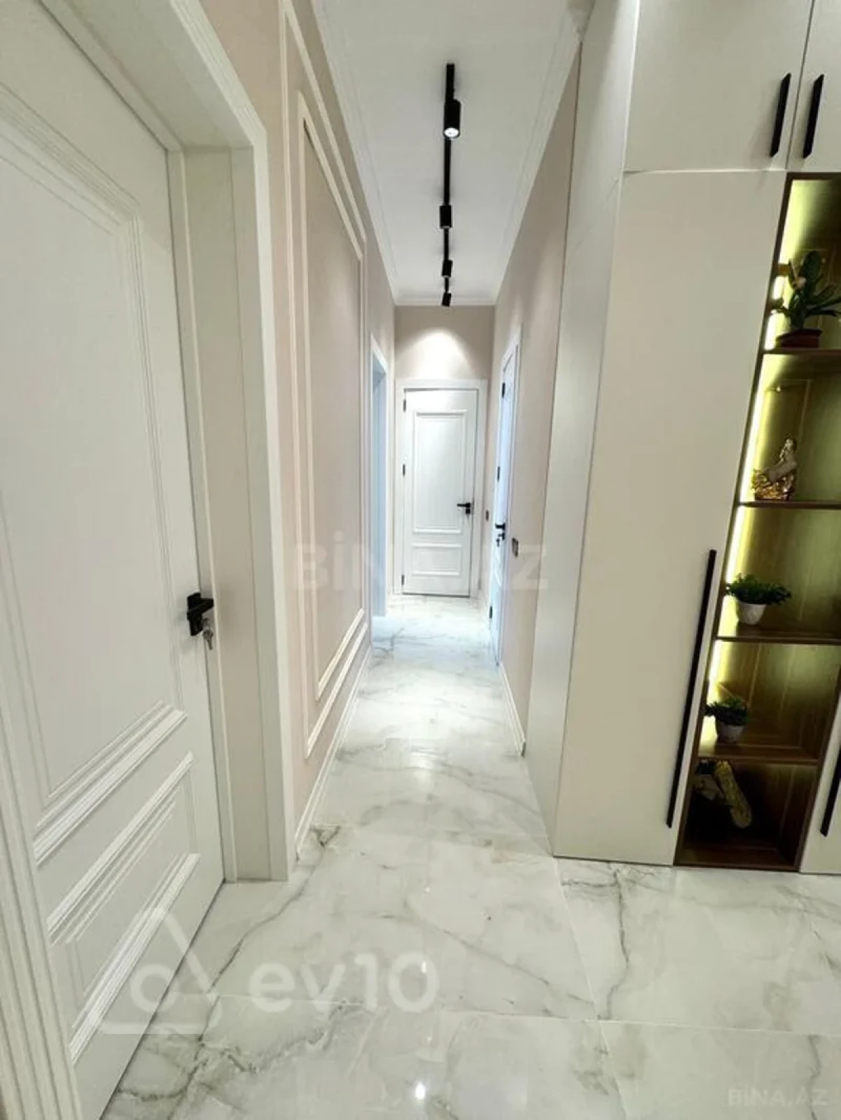 Kirayə verilir 3 otaqlı yeni tikili 100 m²