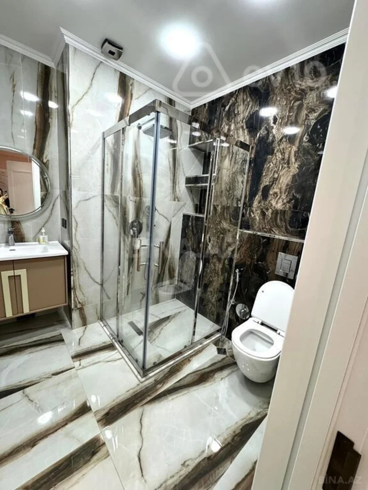 Kirayə verilir 3 otaqlı yeni tikili 100 m²