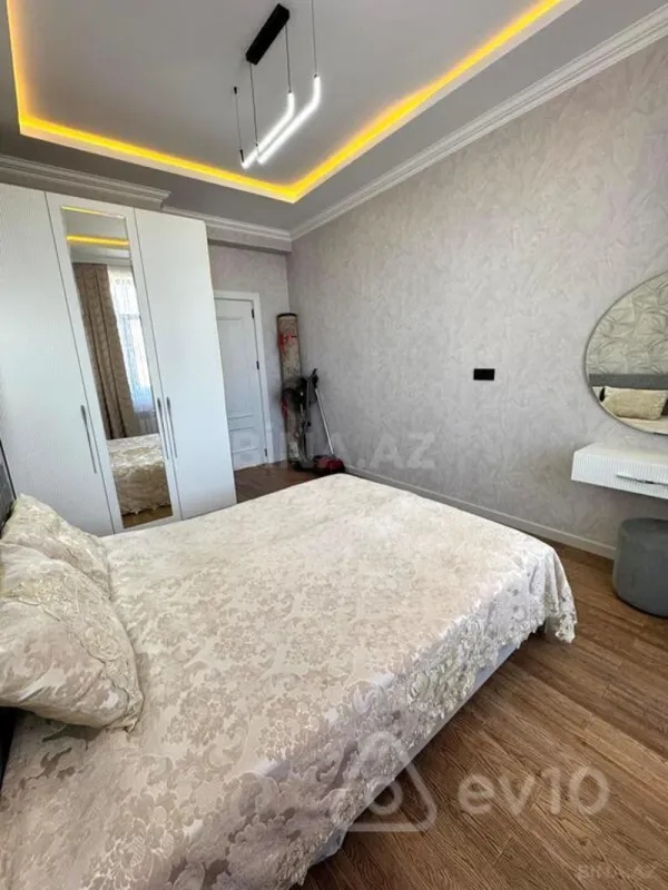 Kirayə verilir 3 otaqlı yeni tikili 100 m²