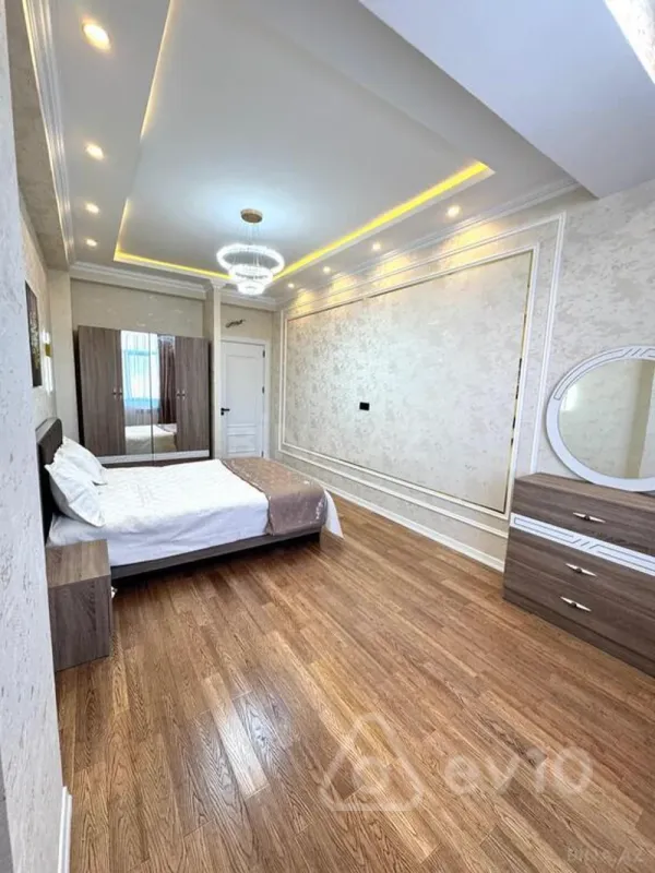 Kirayə verilir 3 otaqlı yeni tikili 100 m²