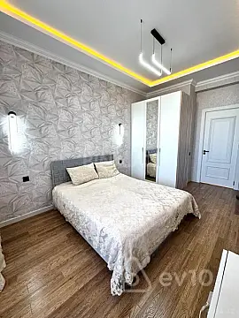 Kirayə verilir 3 otaqlı yeni tikili 100 m²