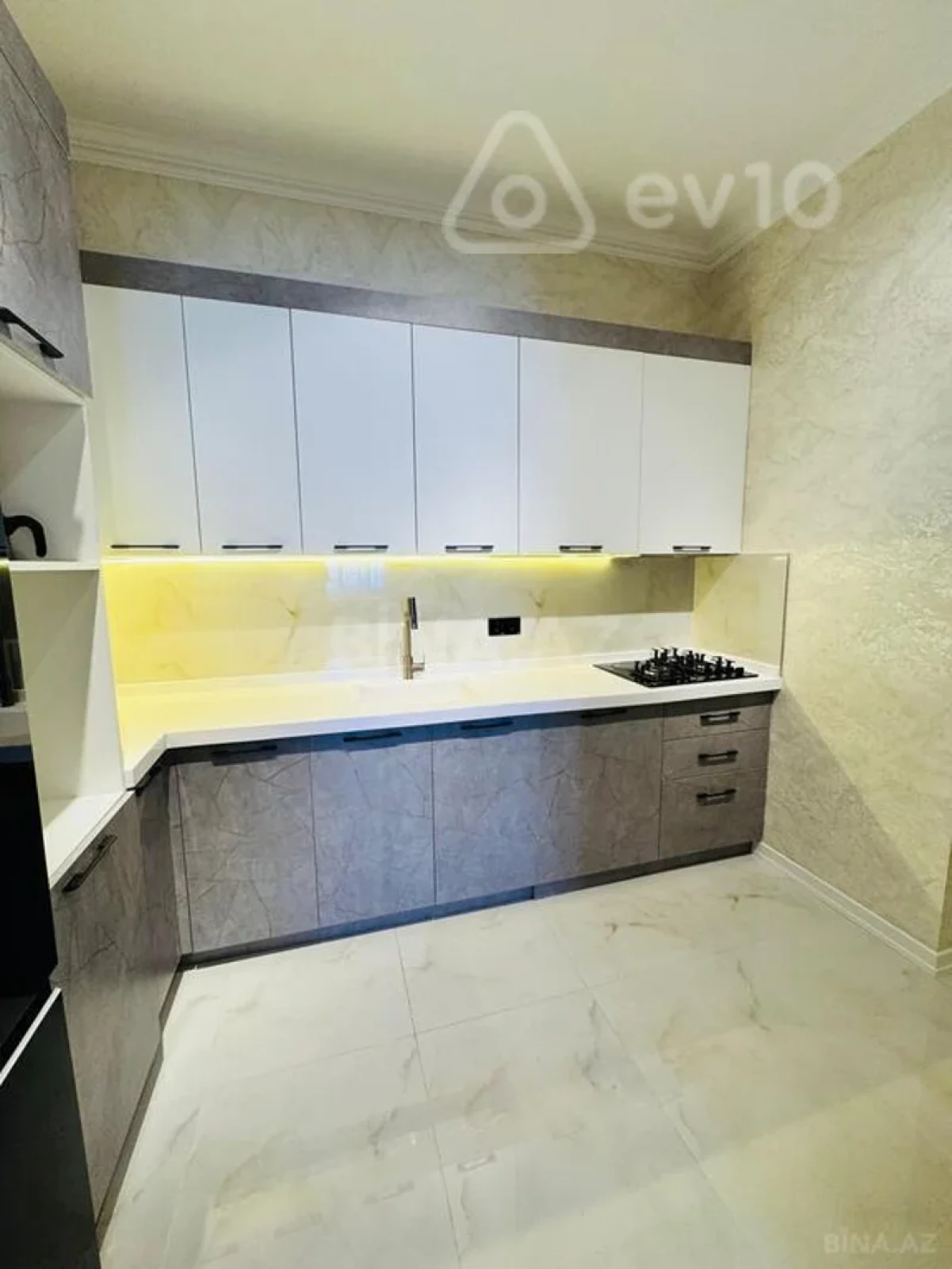 Kirayə verilir 3 otaqlı yeni tikili 100 m²