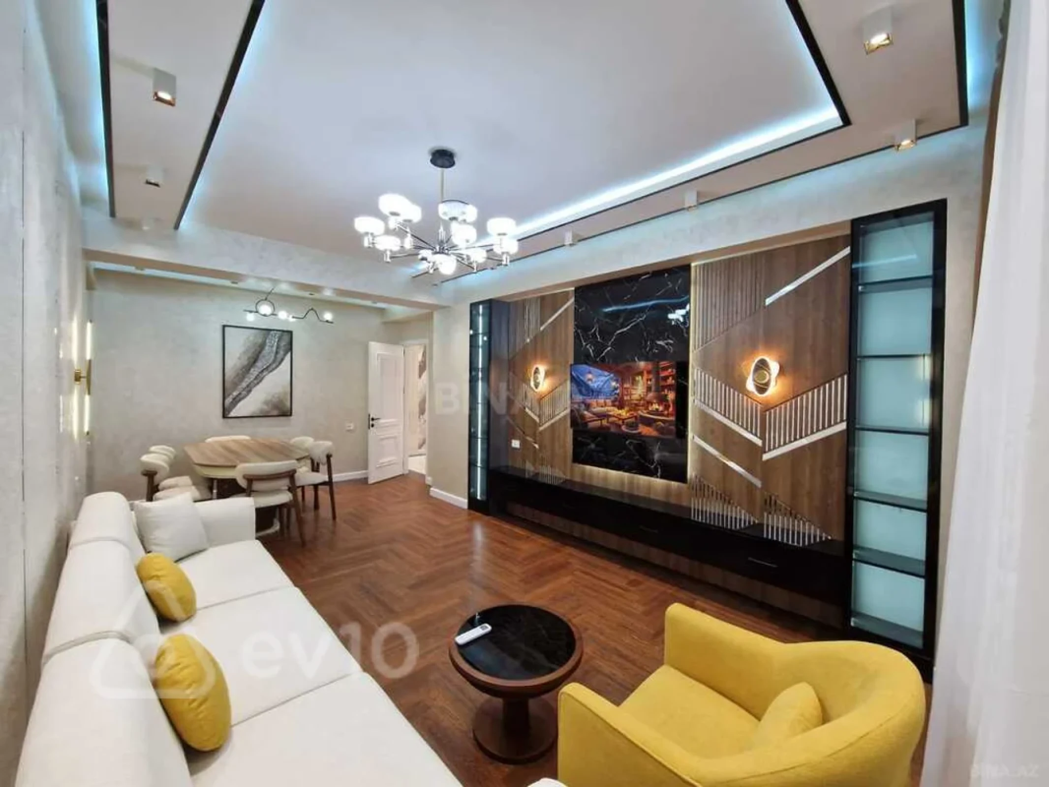 Kirayə verilir 3 otaqlı yeni tikili 140 m²