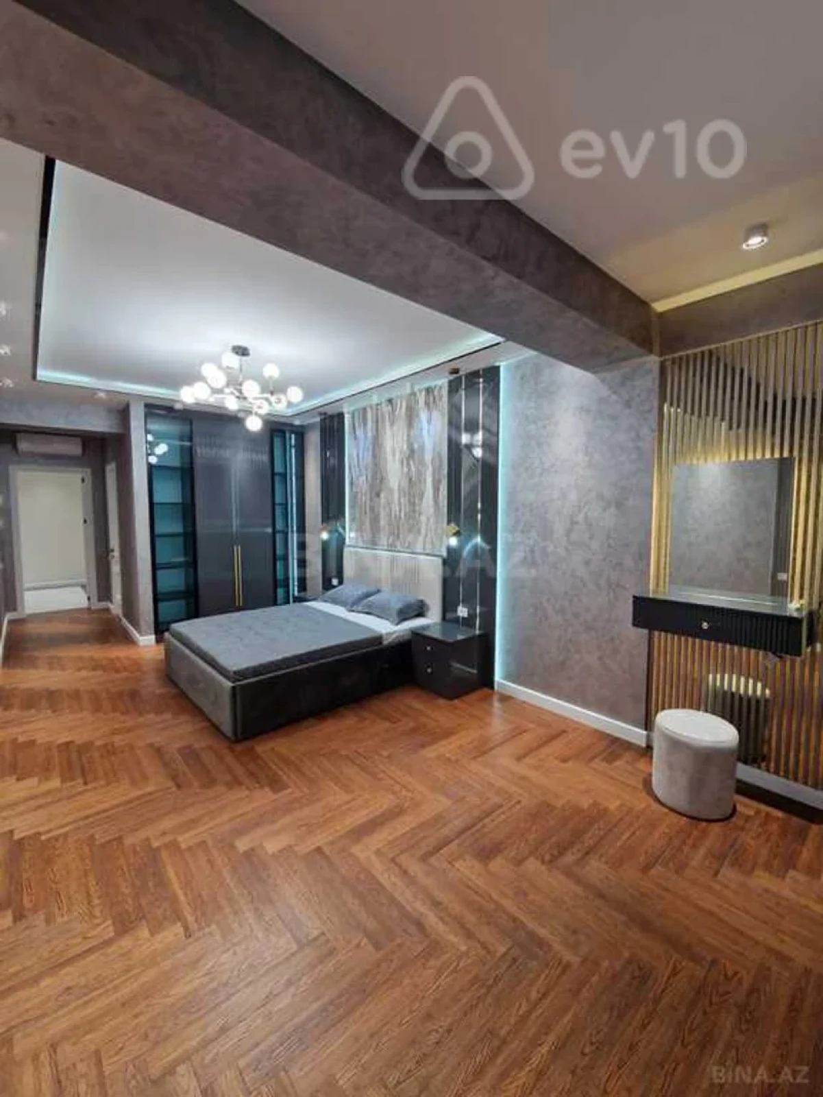 Kirayə verilir 3 otaqlı yeni tikili 140 m²