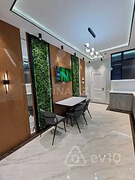 Kirayə verilir 3 otaqlı yeni tikili 140 m²