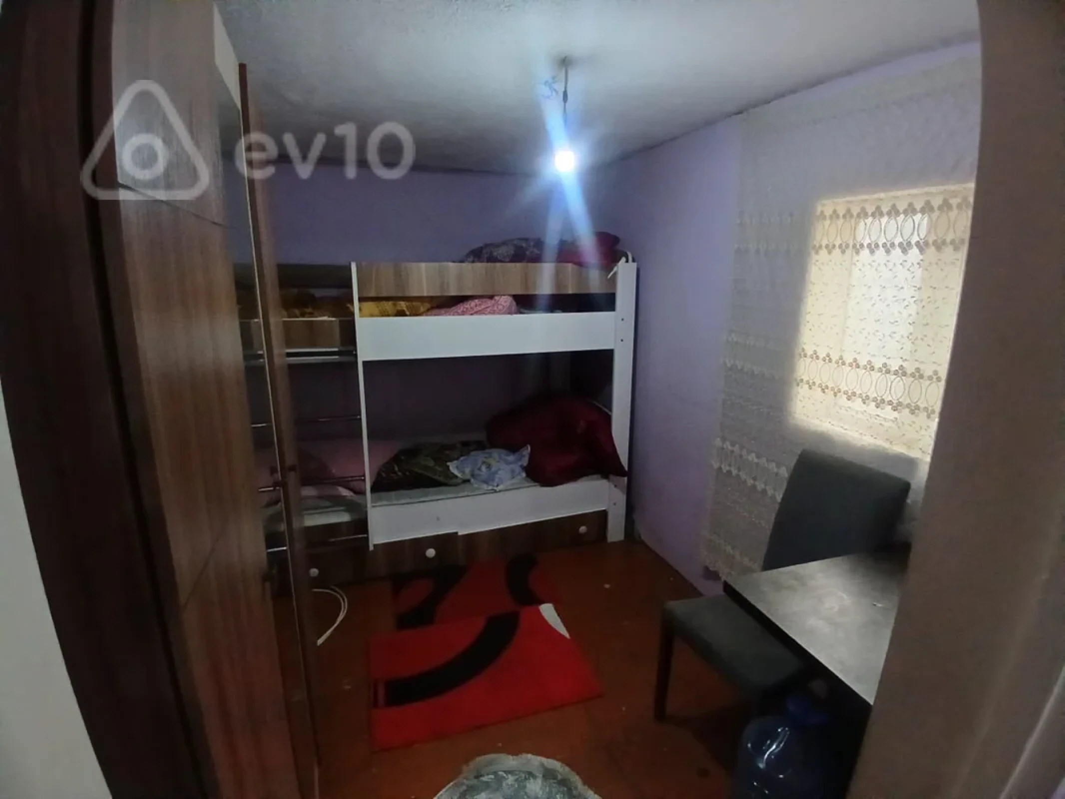 Kirayə verilir 1 otaqlı köhnə tikili 20 m²