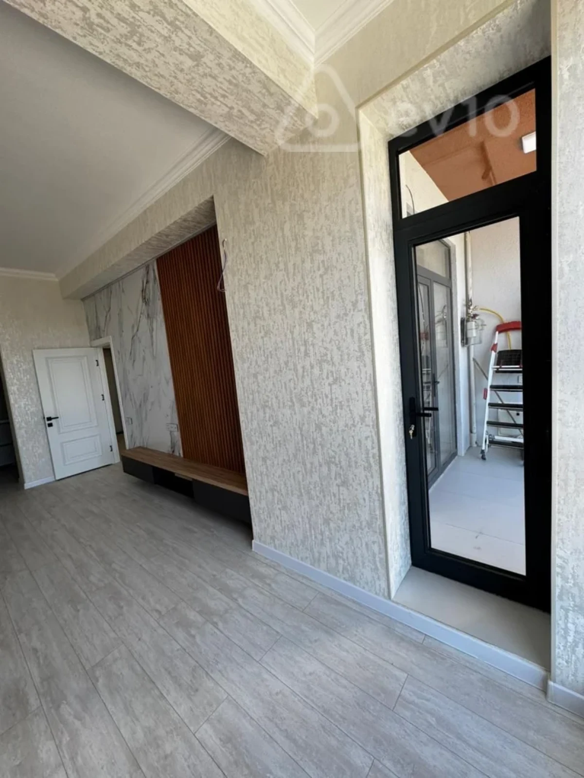 Kirayə verilir 2 otaqlı yeni tikili 70 m²
