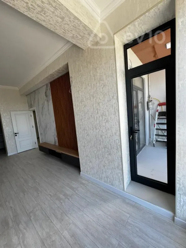 Kirayə verilir 2 otaqlı yeni tikili 70 m²