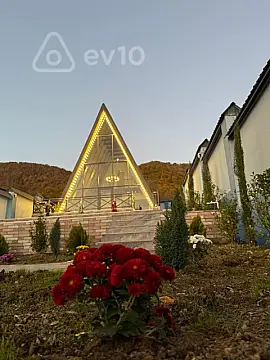 Kirayə verilir 4 otaqlı mənzil 300 m²