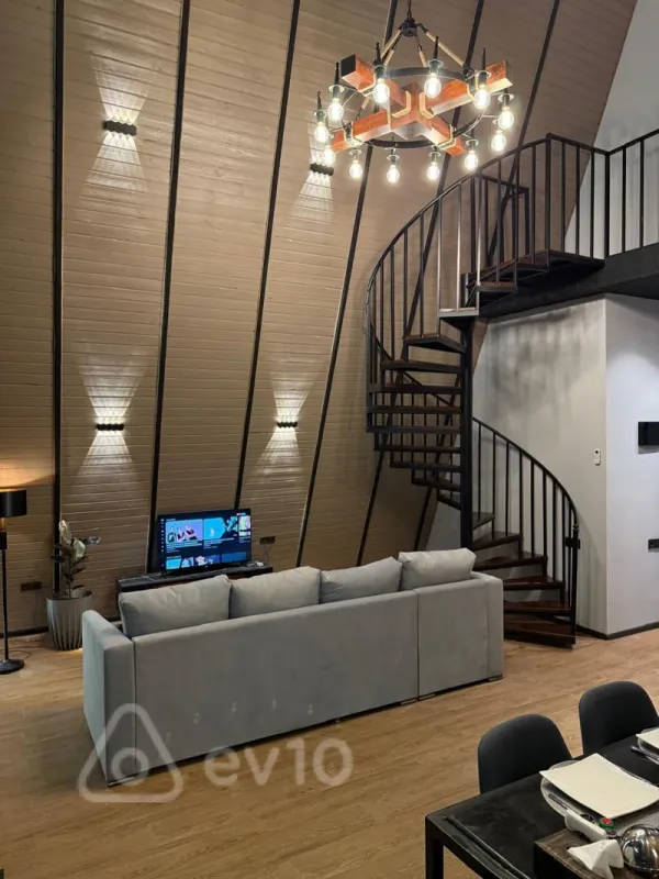 Kirayə verilir 4 otaqlı mənzil 300 m²
