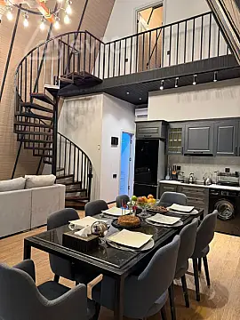Kirayə verilir 4 otaqlı mənzil 300 m²