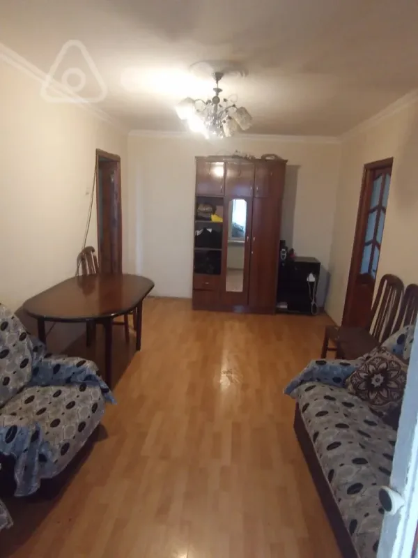 Kirayə verilir 2 otaqlı yeni tikili 65 m²