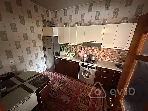 Satılır 2 otaqlı həyət evi 85 m²
