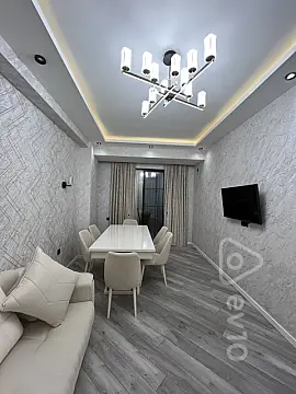 Kirayə verilir 3 otaqlı yeni tikili 140 m²