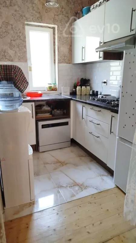 Kirayə verilir 2 otaqlı yeni tikili 76 m²