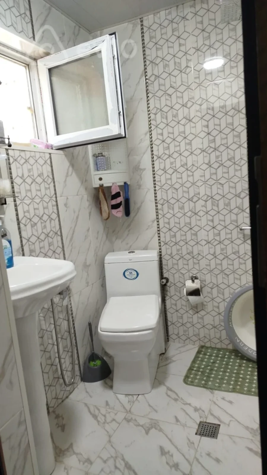 Kirayə verilir 2 otaqlı yeni tikili 76 m²