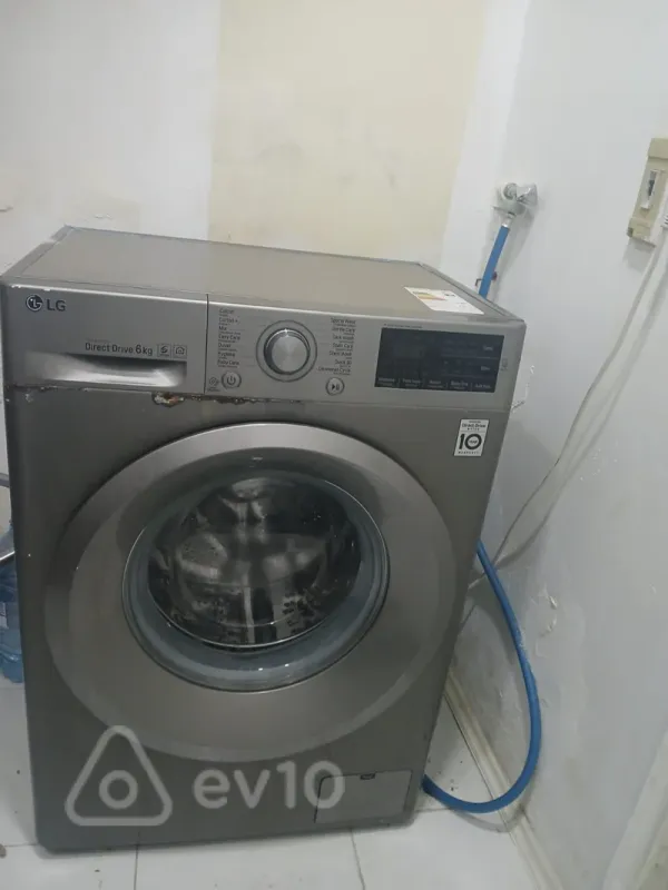 Kirayə verilir 3 otaqlı köhnə tikili 90 m²