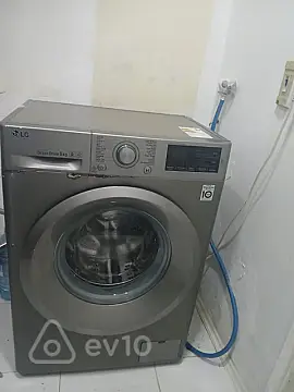 Kirayə verilir 3 otaqlı köhnə tikili 90 m²