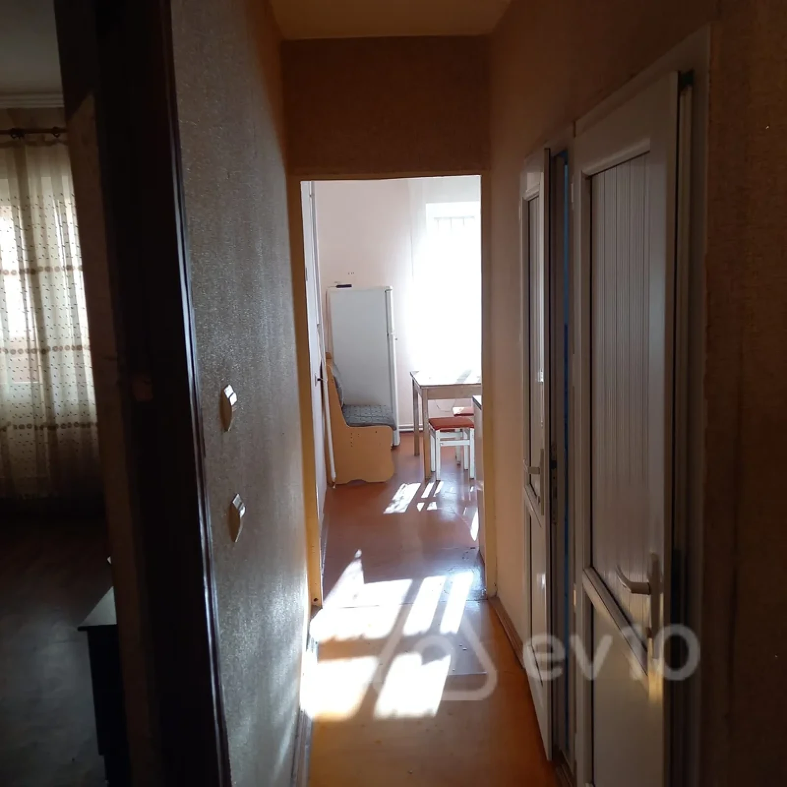 Kirayə verilir 3 otaqlı köhnə tikili 75 m²