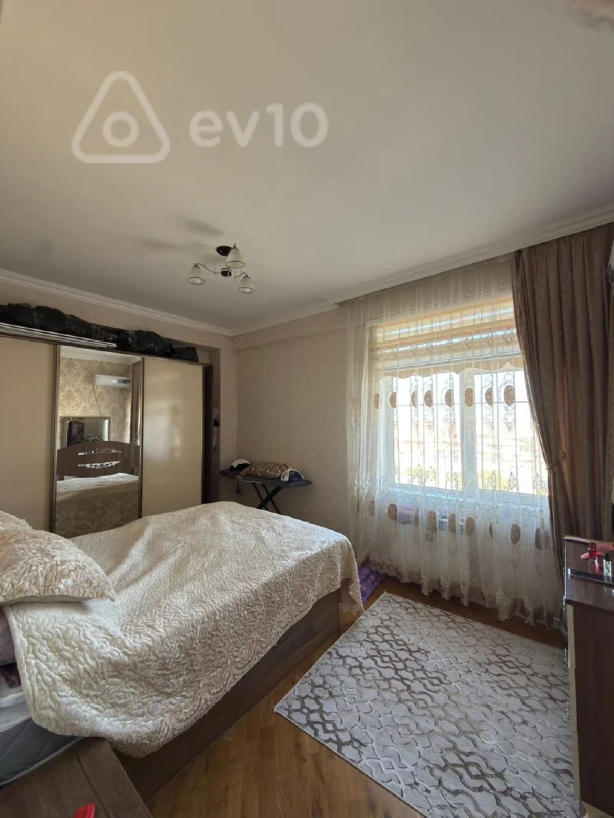 Satılır 3 otaqlı yeni tikili 106 m²