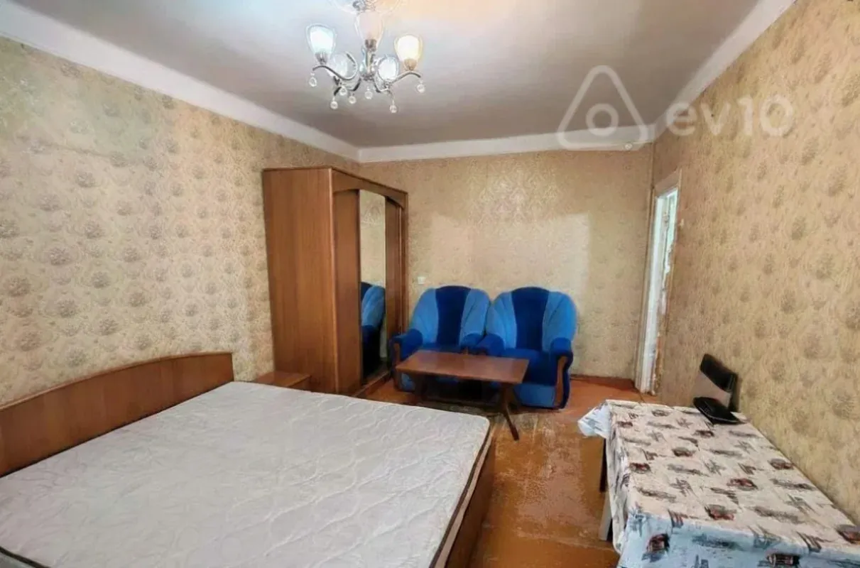 Kirayə verilir 1 otaqlı köhnə tikili 36 m²