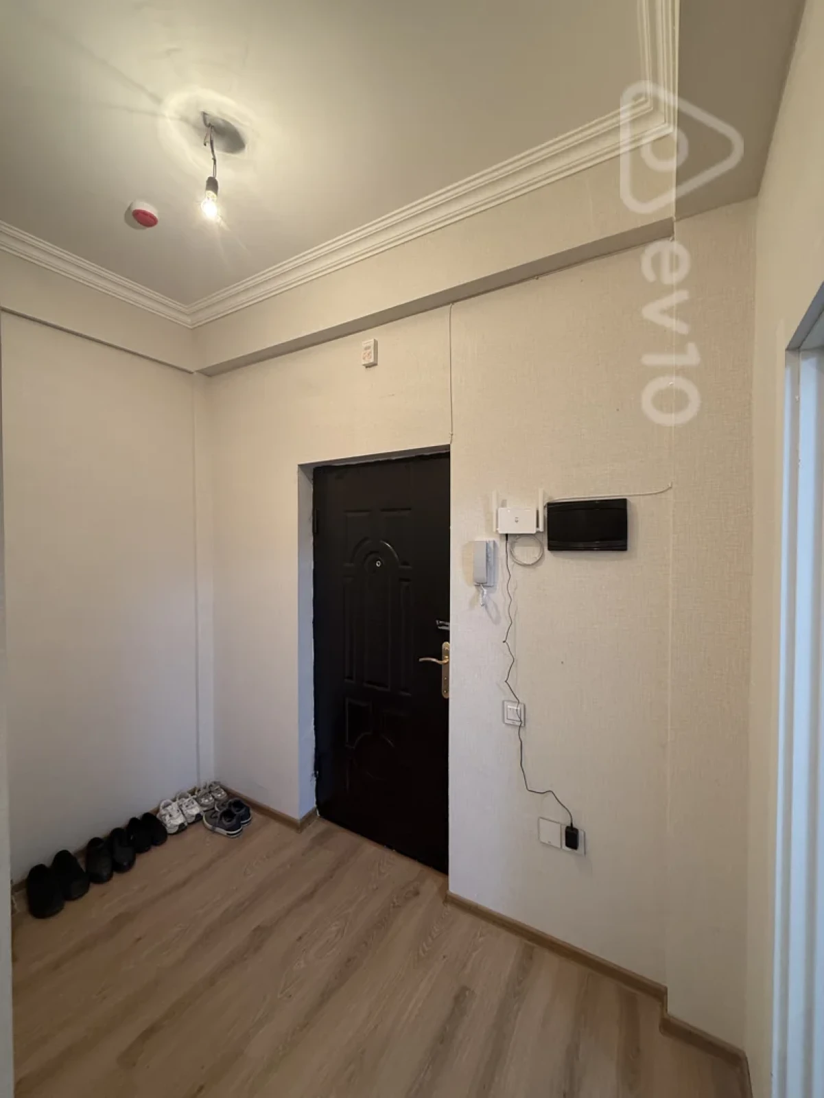 Kirayə verilir 3 otaqlı yeni tikili 80 m²