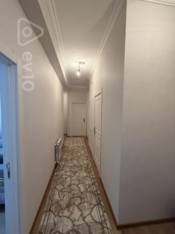 Kirayə verilir 3 otaqlı yeni tikili 80 m²