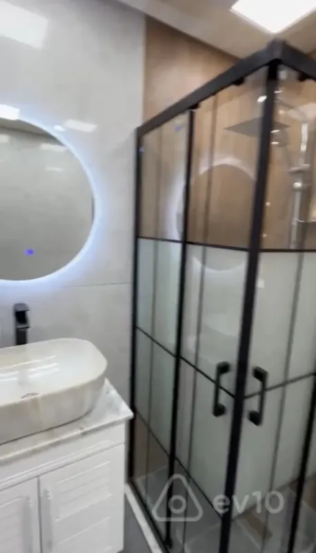 Satılır 2 otaqlı yeni tikili 65 m²