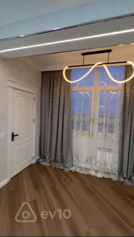 Satılır 2 otaqlı yeni tikili 65 m²