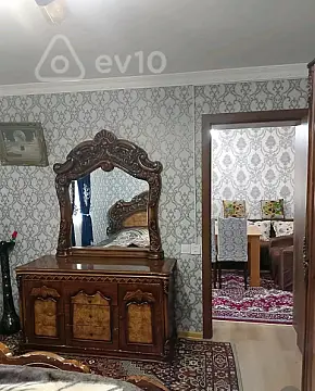 Kirayə verilir 2 otaqlı köhnə tikili 50 m²