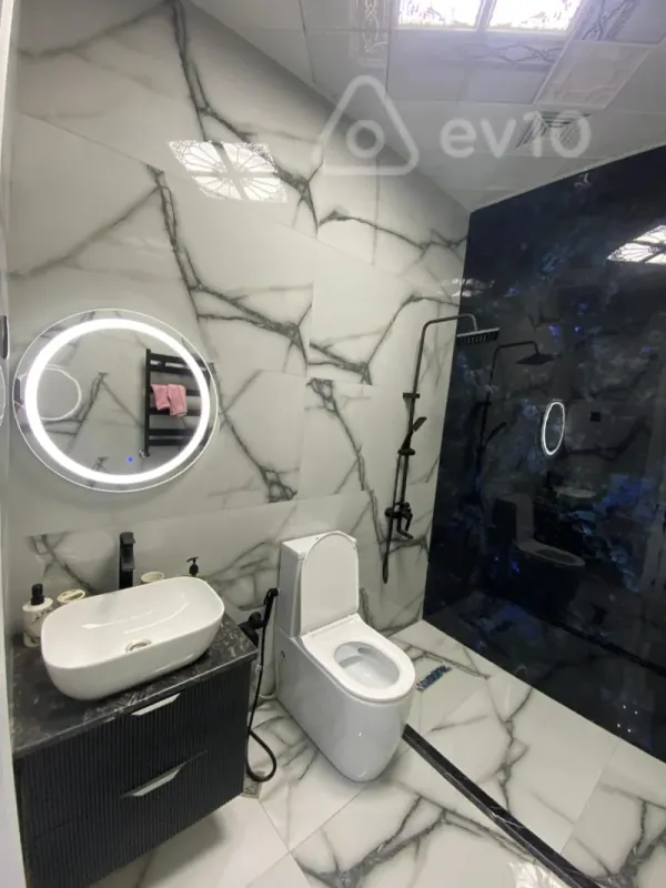 Kirayə verilir 2 otaqlı yeni tikili 70 m²